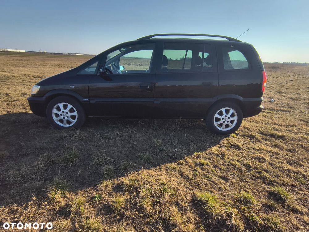 Opel Zafira 1.6 - 5