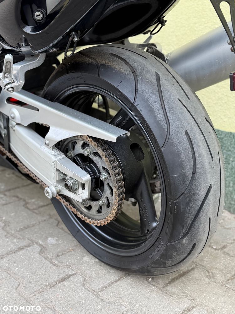Yamaha Thunderace - 22