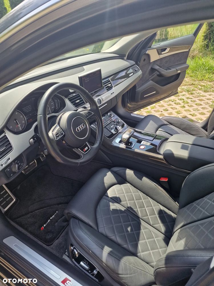 Audi S8 - 17