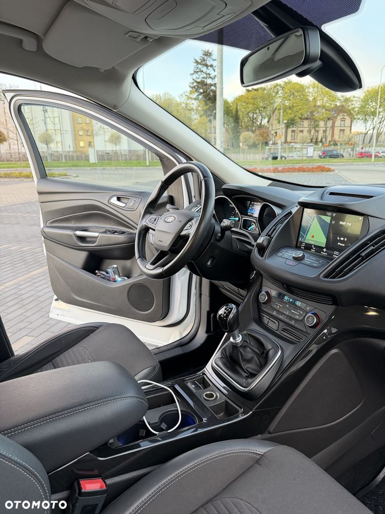 Ford Kuga - 5