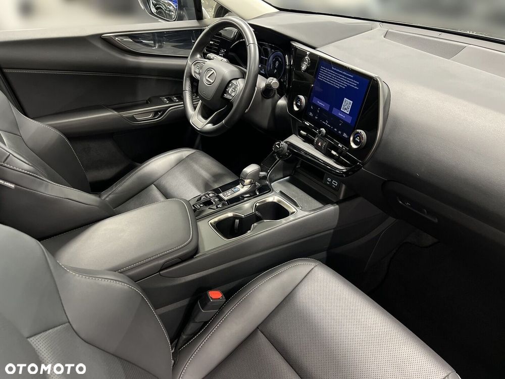 Lexus NX 350h Business AWD - 10