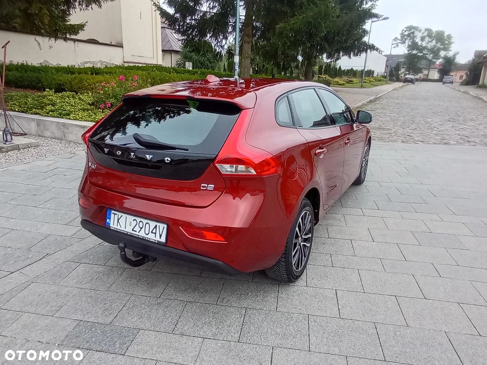 Volvo V40 D2 - 14