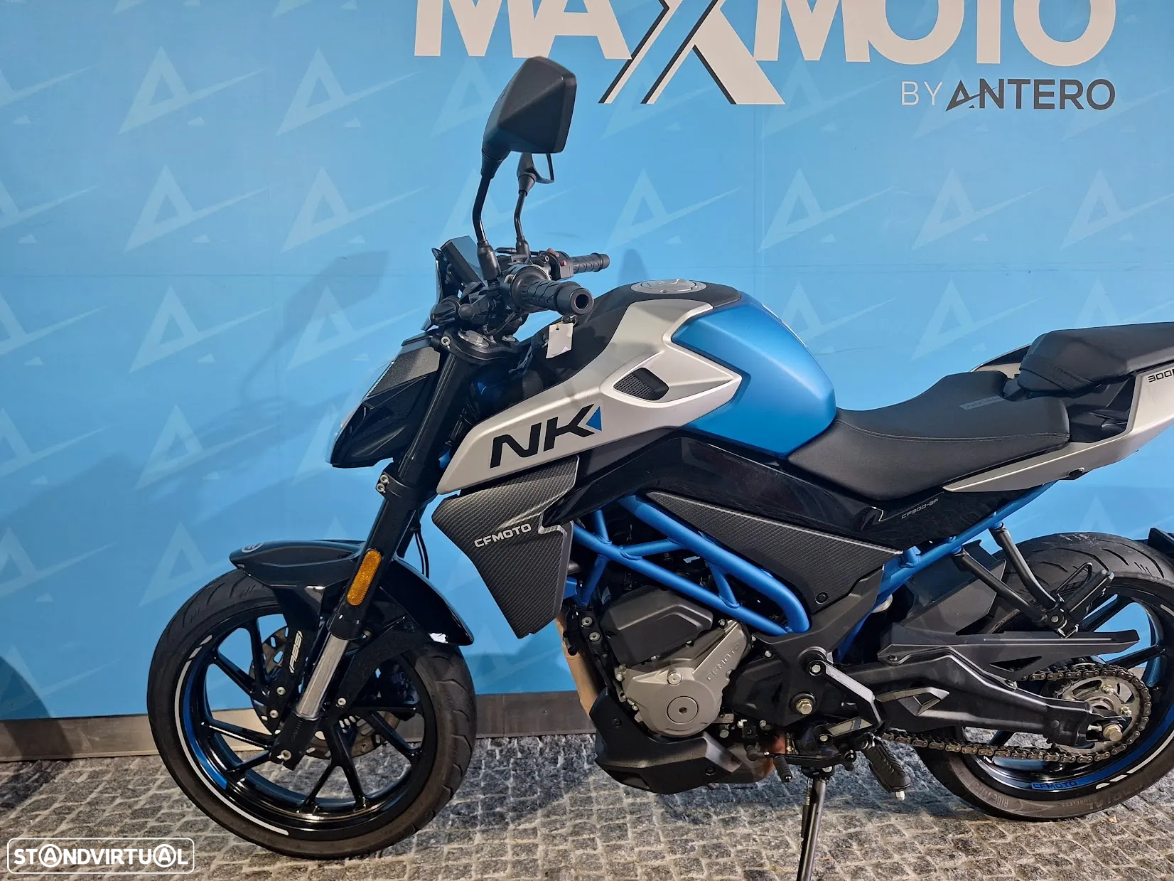 CF Moto 300NK - 8