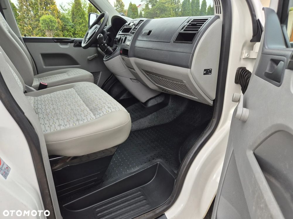 Volkswagen T5 Lift 66tkm - 20