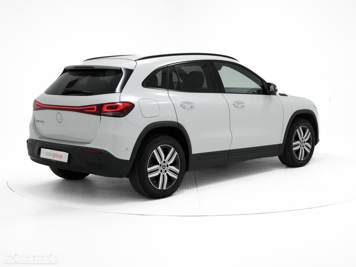 Mercedes-Benz EQA 250 Electric Art - 3