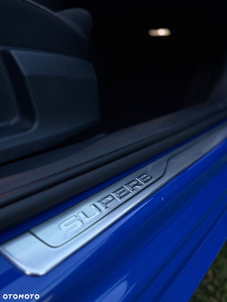 Skoda Superb 2.0 TDI SCR Ambition DSG - 33