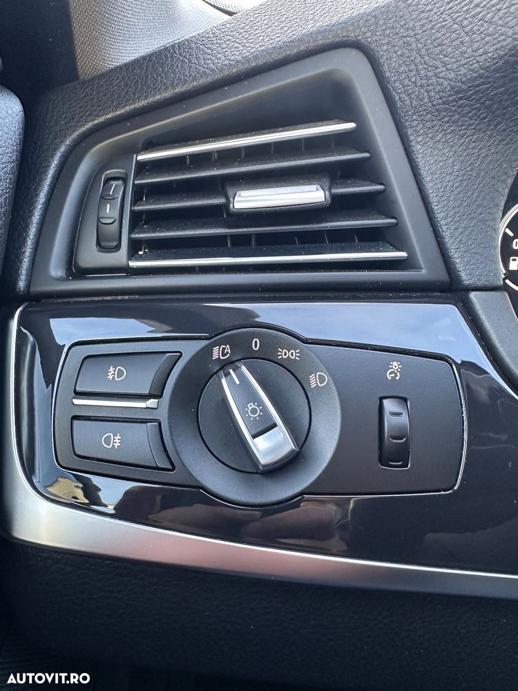 BMW Seria 5 525d xDrive Touring Aut. - 19