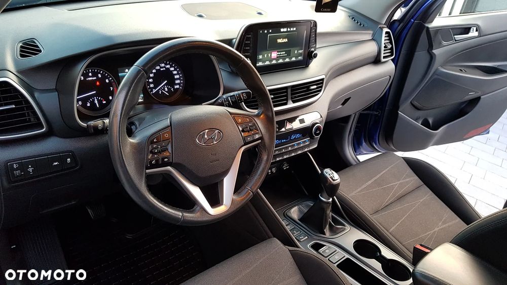 Hyundai Tucson 1.6 GDI BlueDrive Design 2WD - 25