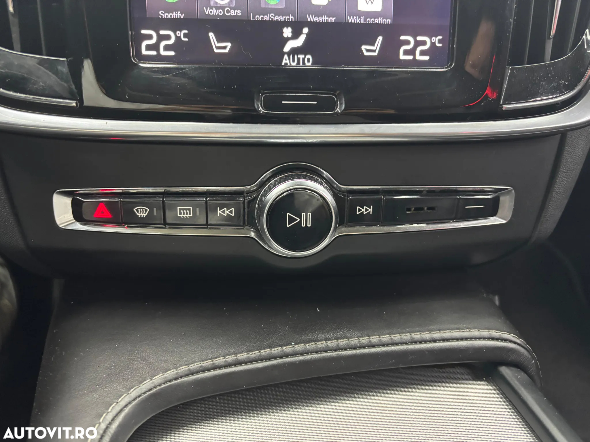 Volvo S90 T6 AWD Geartronic Momentum - 25