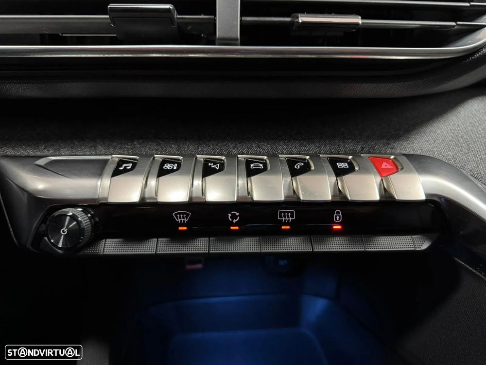 Peugeot 3008 PureTech 130 Stop & Start GPF EAT8 Allure - 35