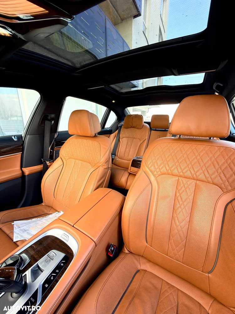 BMW Seria 7 745Le AT PHEV - 13