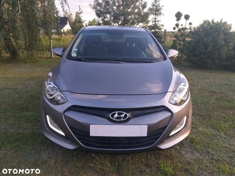 Hyundai i30 1.6 CRDi Fifa World Cup Edition - 5