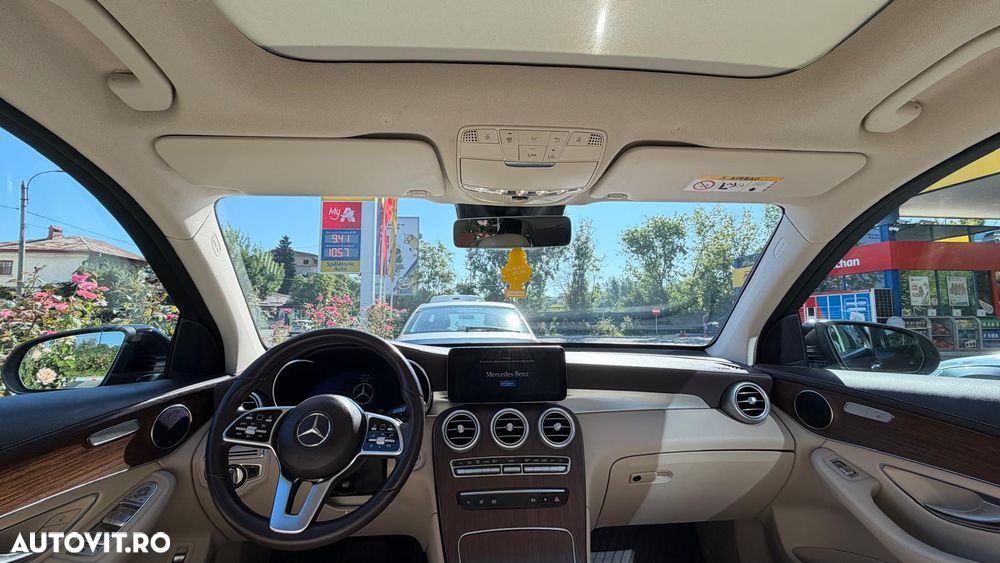Mercedes-Benz GLC 220 d 4MATIC - 10