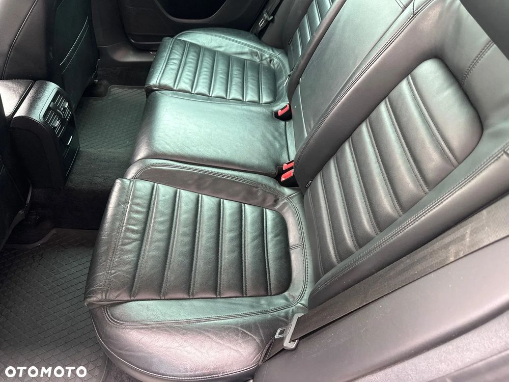 Volkswagen Passat 2.0 TDI 4Mot Highline DSG - 19