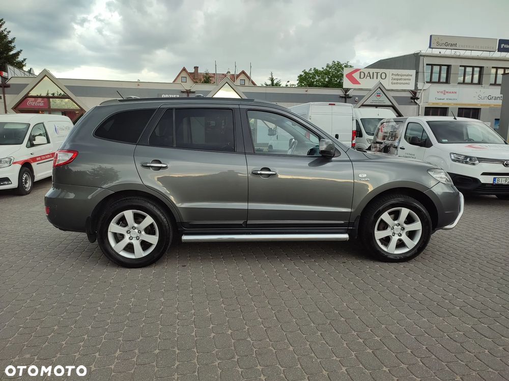 Hyundai Santa Fe - 25
