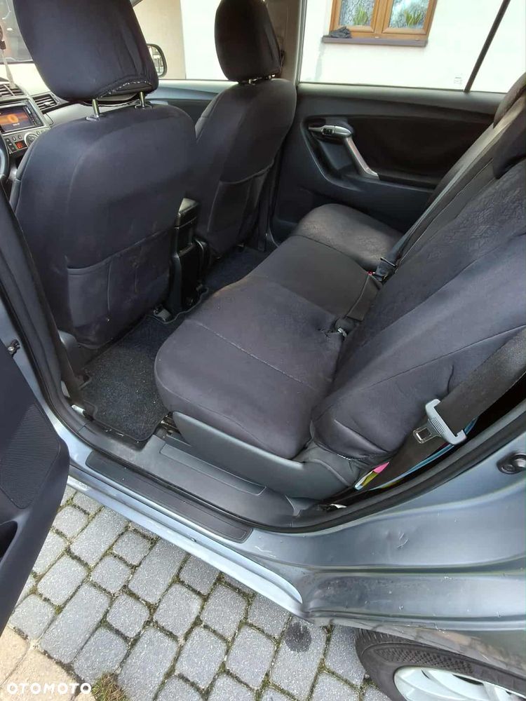 Toyota Verso 2.0 D-4D Sol - 11