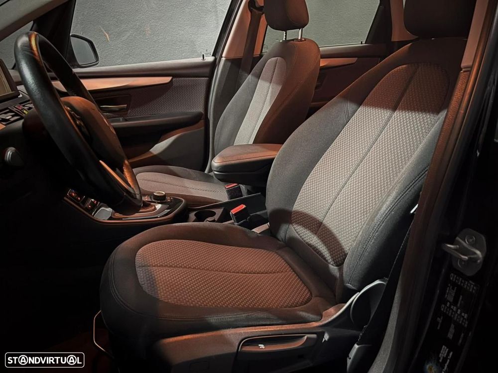 BMW 216 Active Tourer - 17
