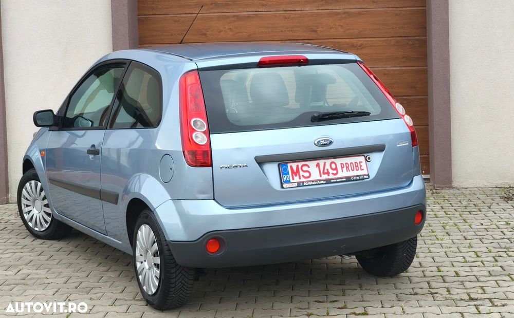 Ford Fiesta 2006 photo 3