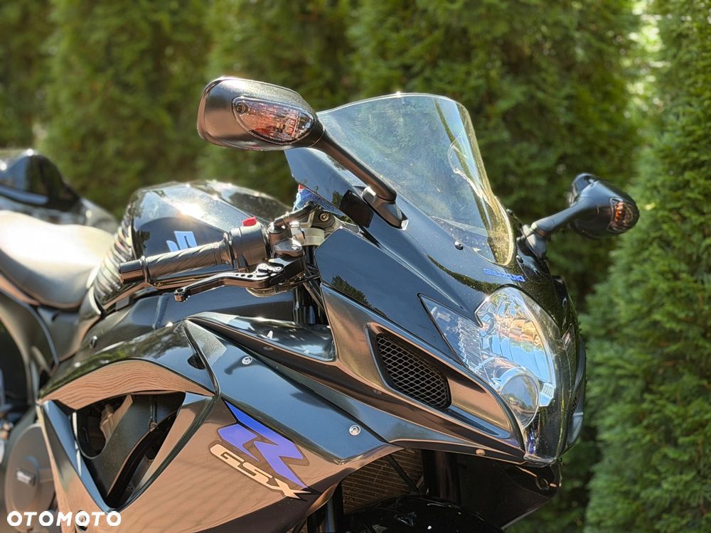 Suzuki GSX-R - 11