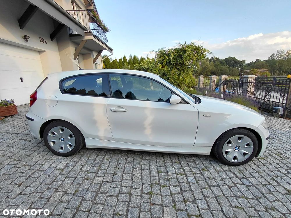 BMW Seria 1 116i - 5
