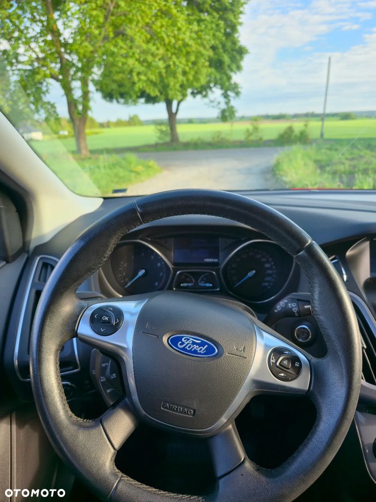 Ford Focus - 8