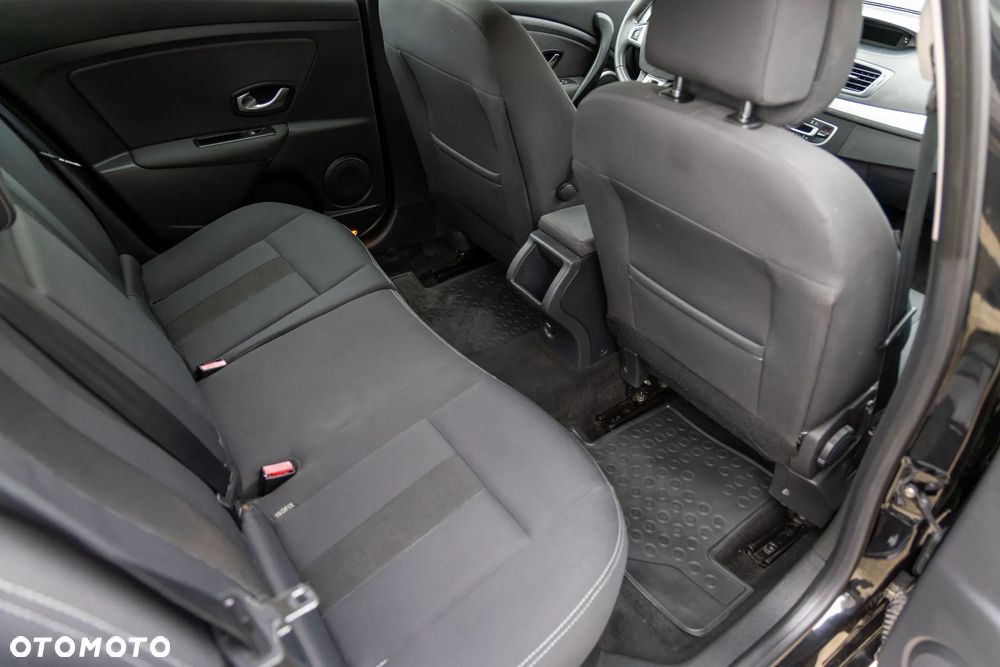 Renault Megane 1.6 16V Dynamique Euro5 - 11