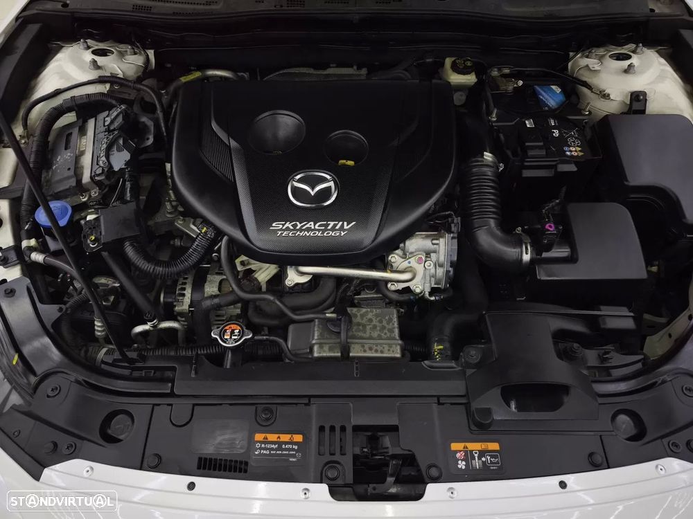Mazda 3 Hatchback 1.5 Sky-D Excellence Navi - 12