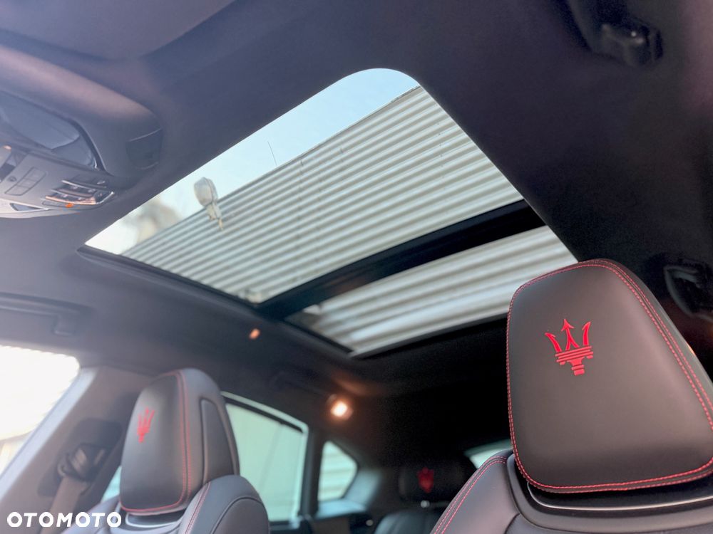 Maserati Levante Modena - 13