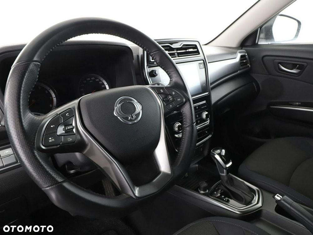 SsangYong/KGM Tivoli 1.5 T-GDi 2WD Automatik Black - 15