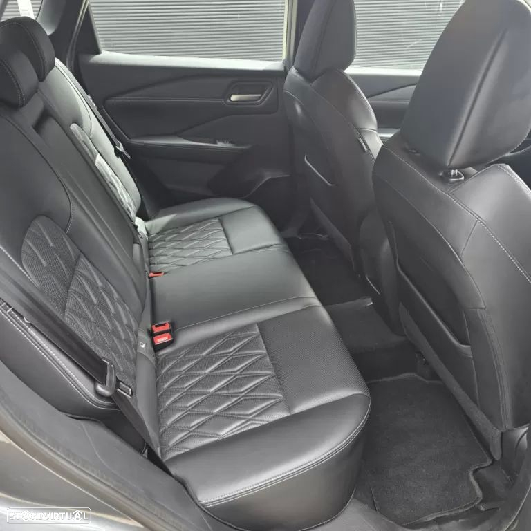 Nissan Qashqai 1.3 DIG-T N-Connecta - 21