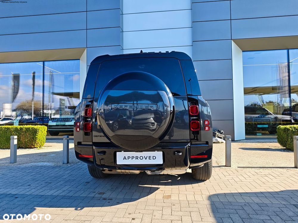 Land Rover Defender 3.0 D300 mHEV X-Dynamic HSE - 9