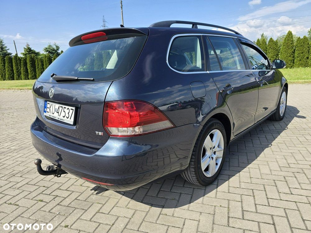Volkswagen Golf - 8