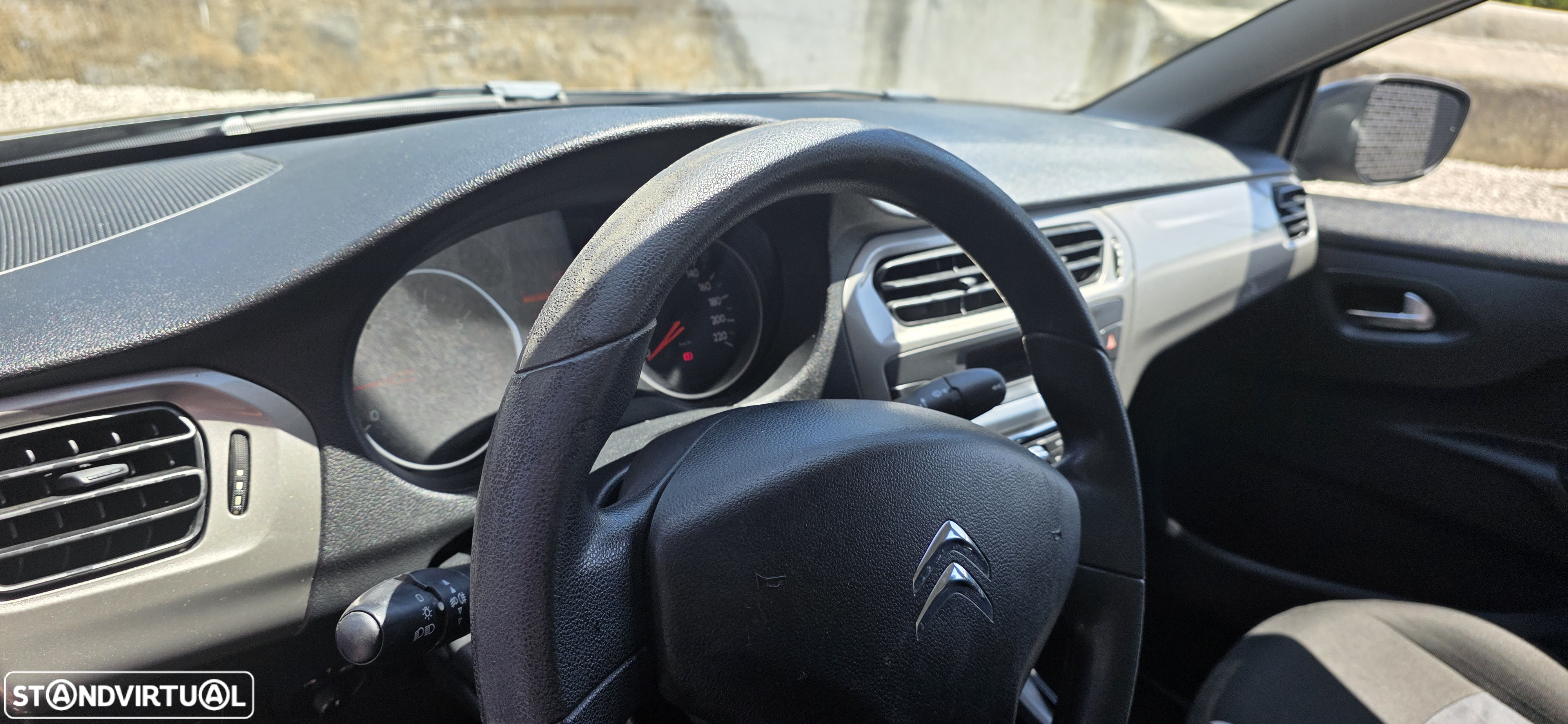Citroën C-Elysée 1.2 VTi Seduction - 10