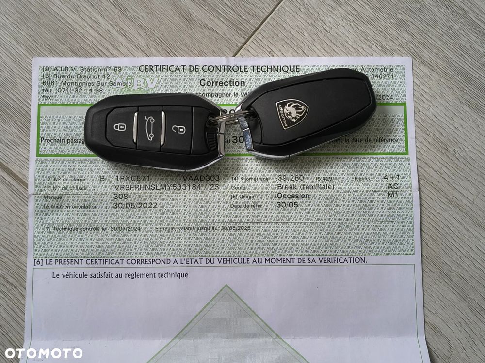 Peugeot 308 1.2 PureTech Allure Pack S&S - 23