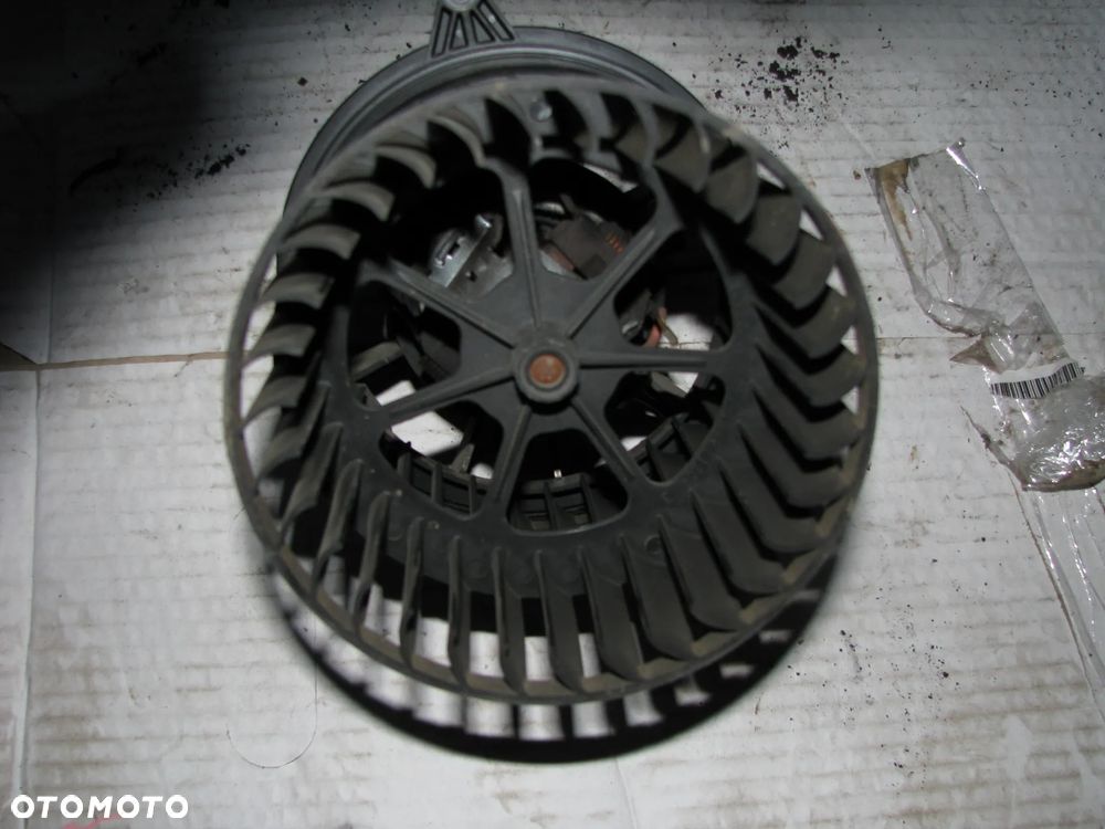 FORD FIESTA MK6 DMUCHAWA POWIETRZA 1736005401 - 2