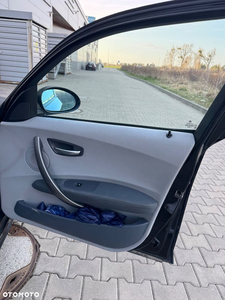 BMW Seria 1 118d - 13