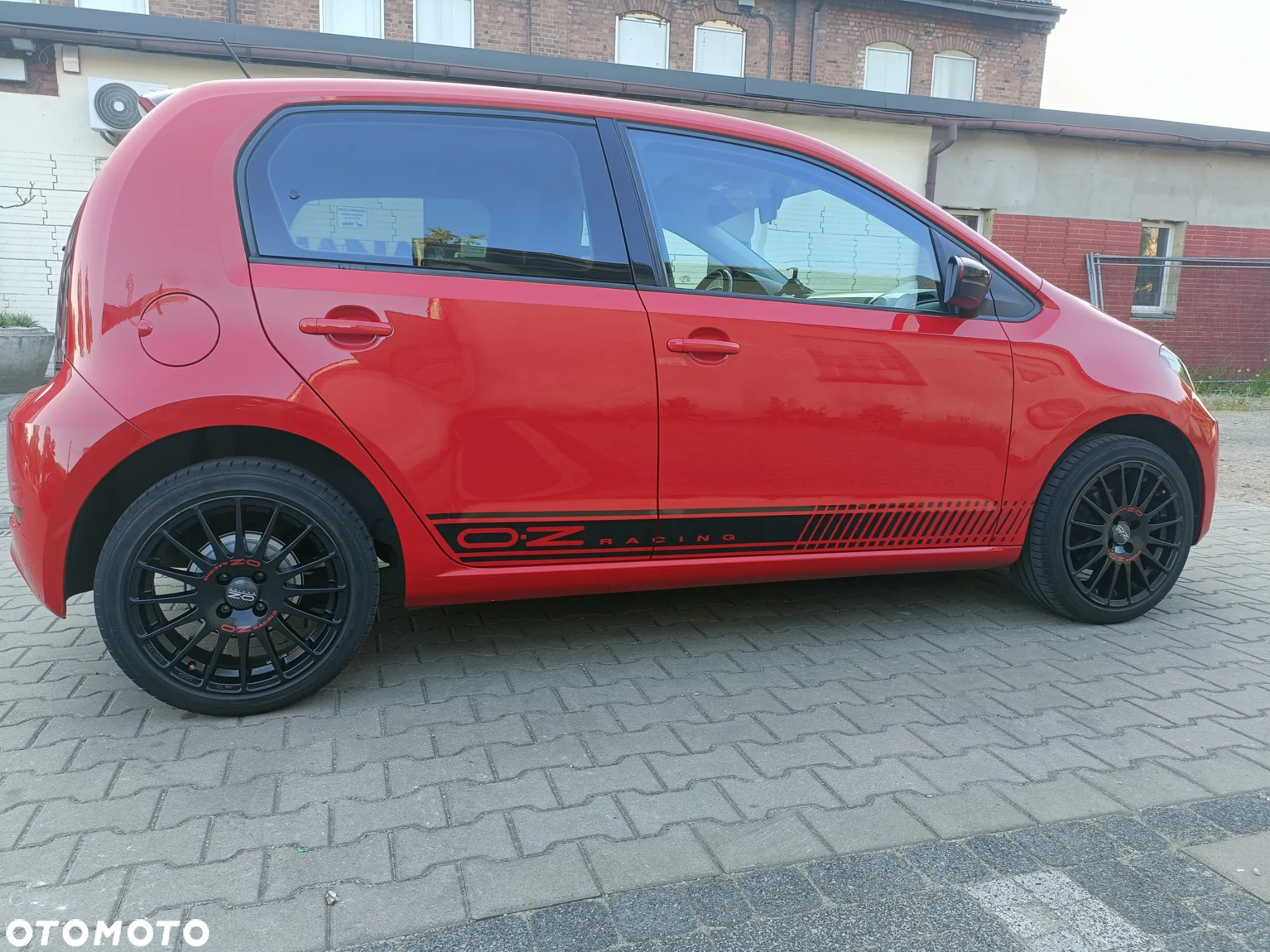 Volkswagen up! 1.0 take - 8
