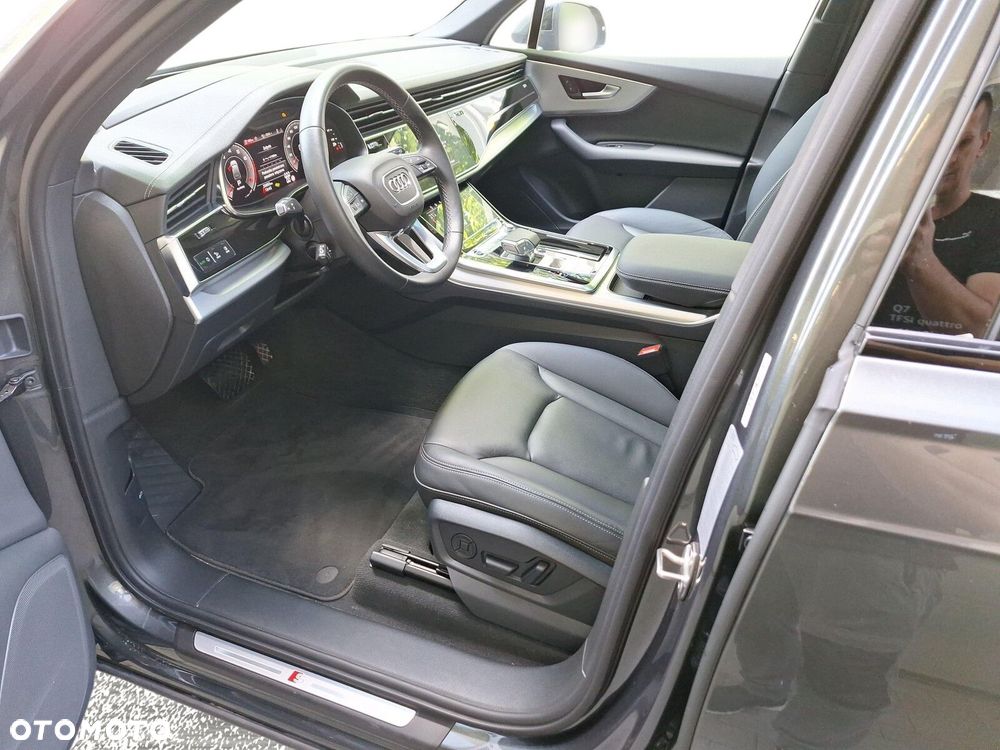 Audi Q7 55 TFSI mHEV Quattro S Line Tiptr - 12