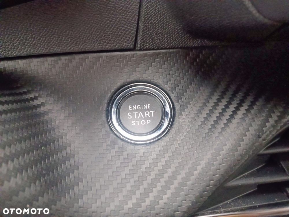 Peugeot 2008 1.2 PureTech GT S&S EAT8 - 26