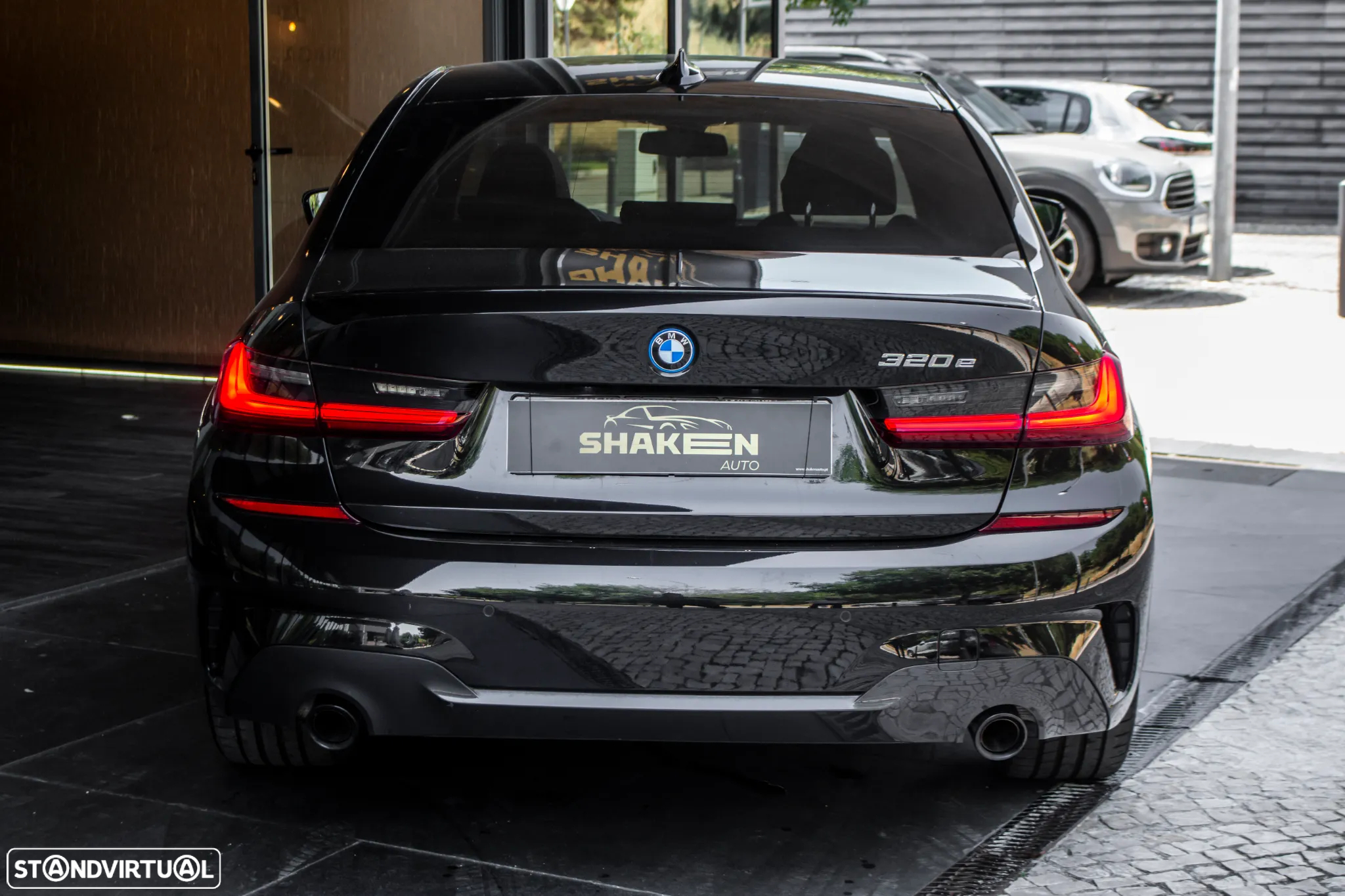 BMW 320 e Pack M Auto - 11