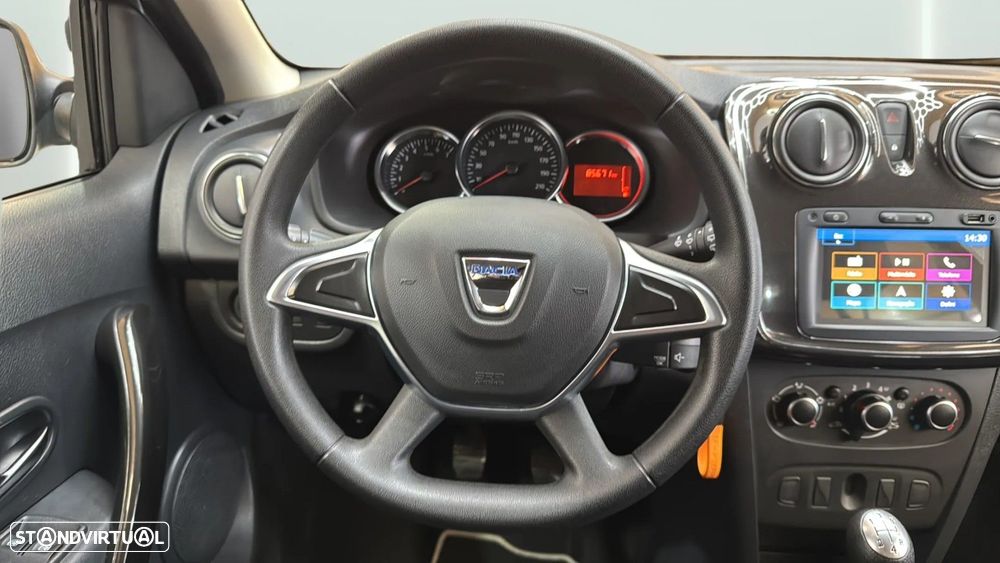Dacia Sandero 1.0 SCe Pack — fotografia 9