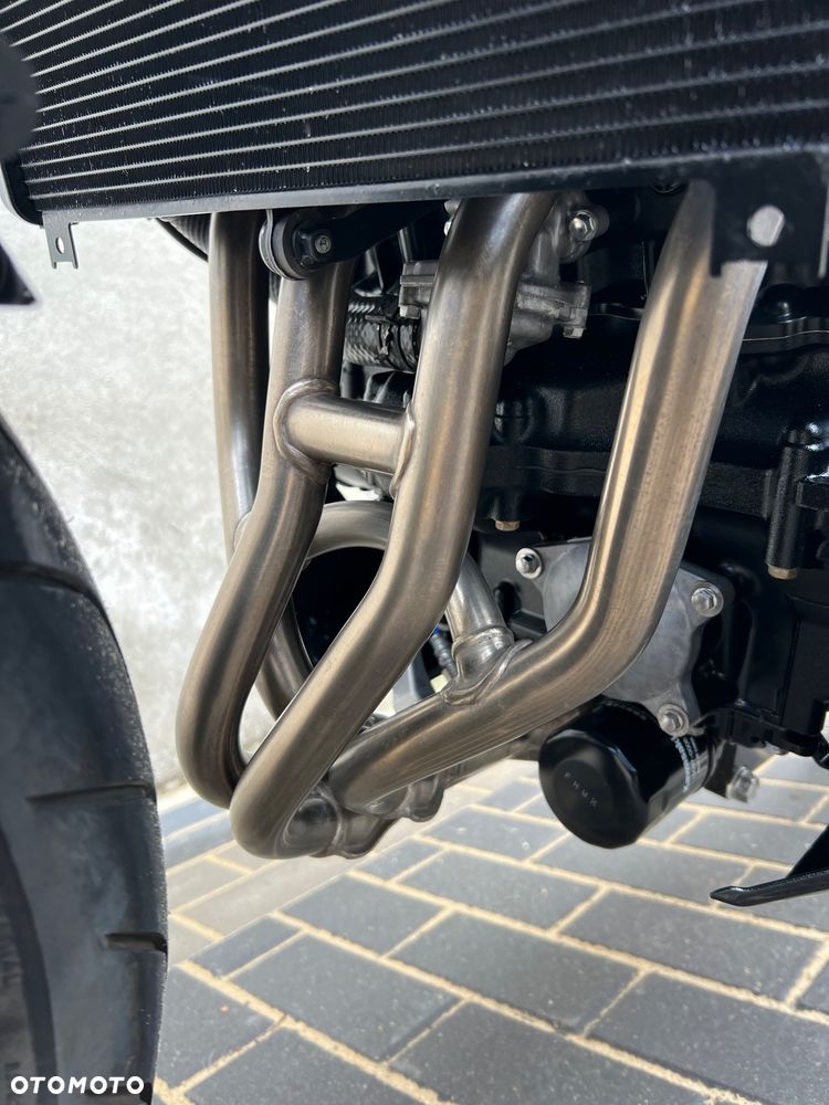 Kawasaki Z 900 - 16