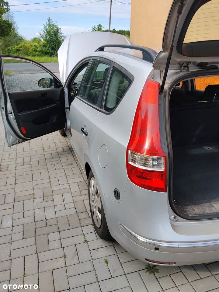 Hyundai i30 1.6 Classic - 16