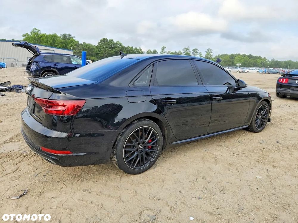 Audi A4 Limousine 2.0 TFSI quattro S tronic sport - 4