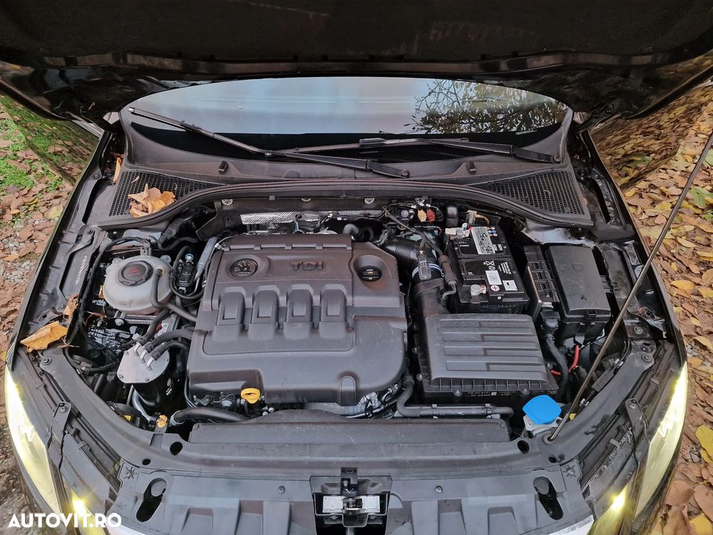 Skoda Octavia Combi Diesel 1.6 TDI Style - 15