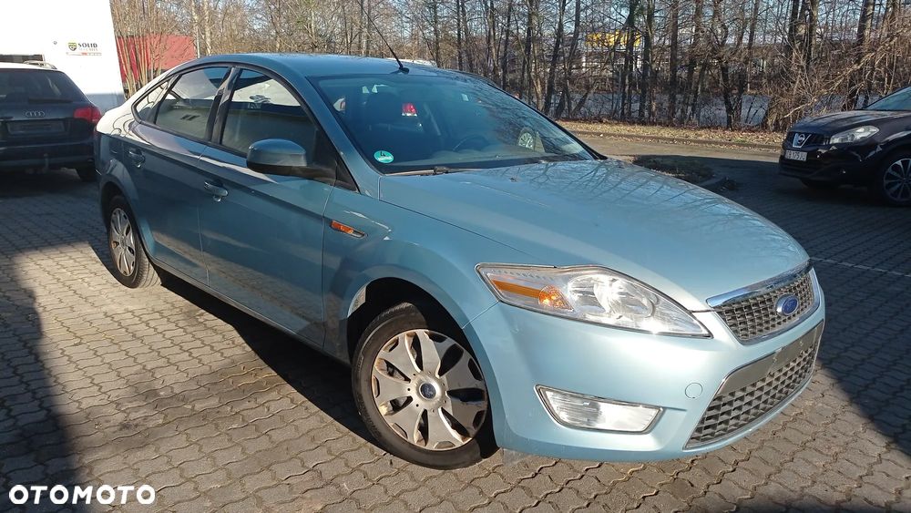 Ford Mondeo 1.6 Titanium - 29