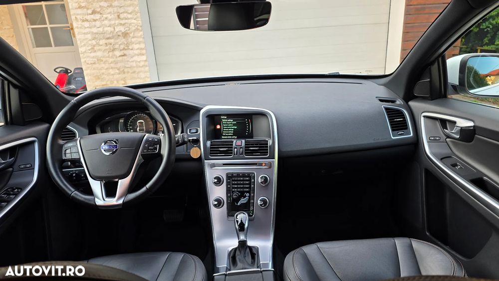 Volvo XC 60 - 25