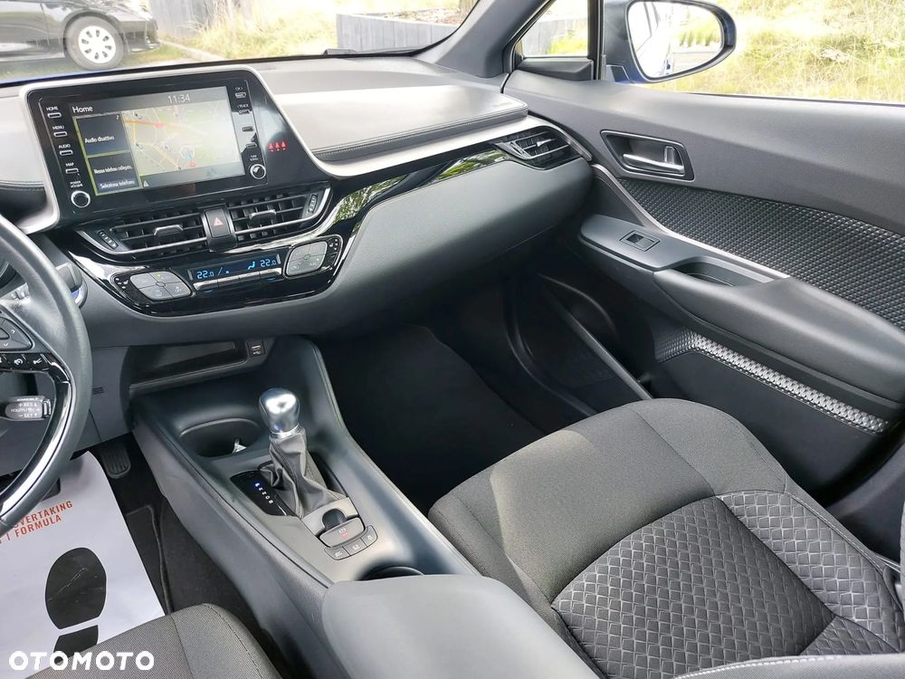 Toyota C-HR Business-Edition - 13
