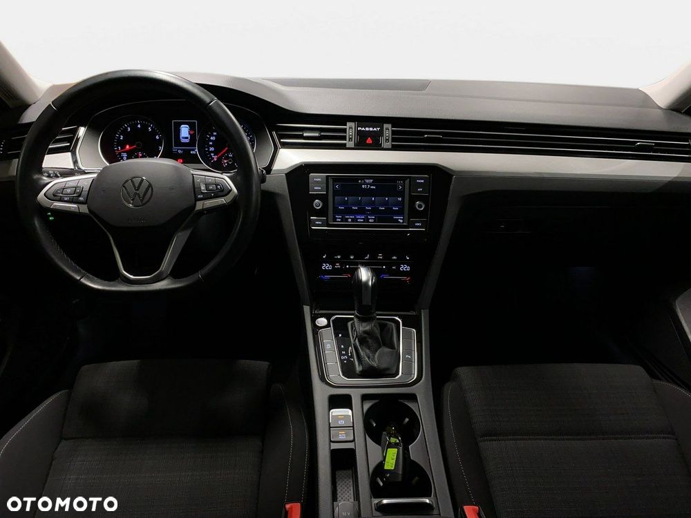 Volkswagen Passat Variant - 21