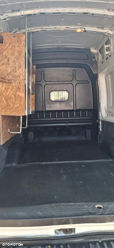 Ford Transit - 26